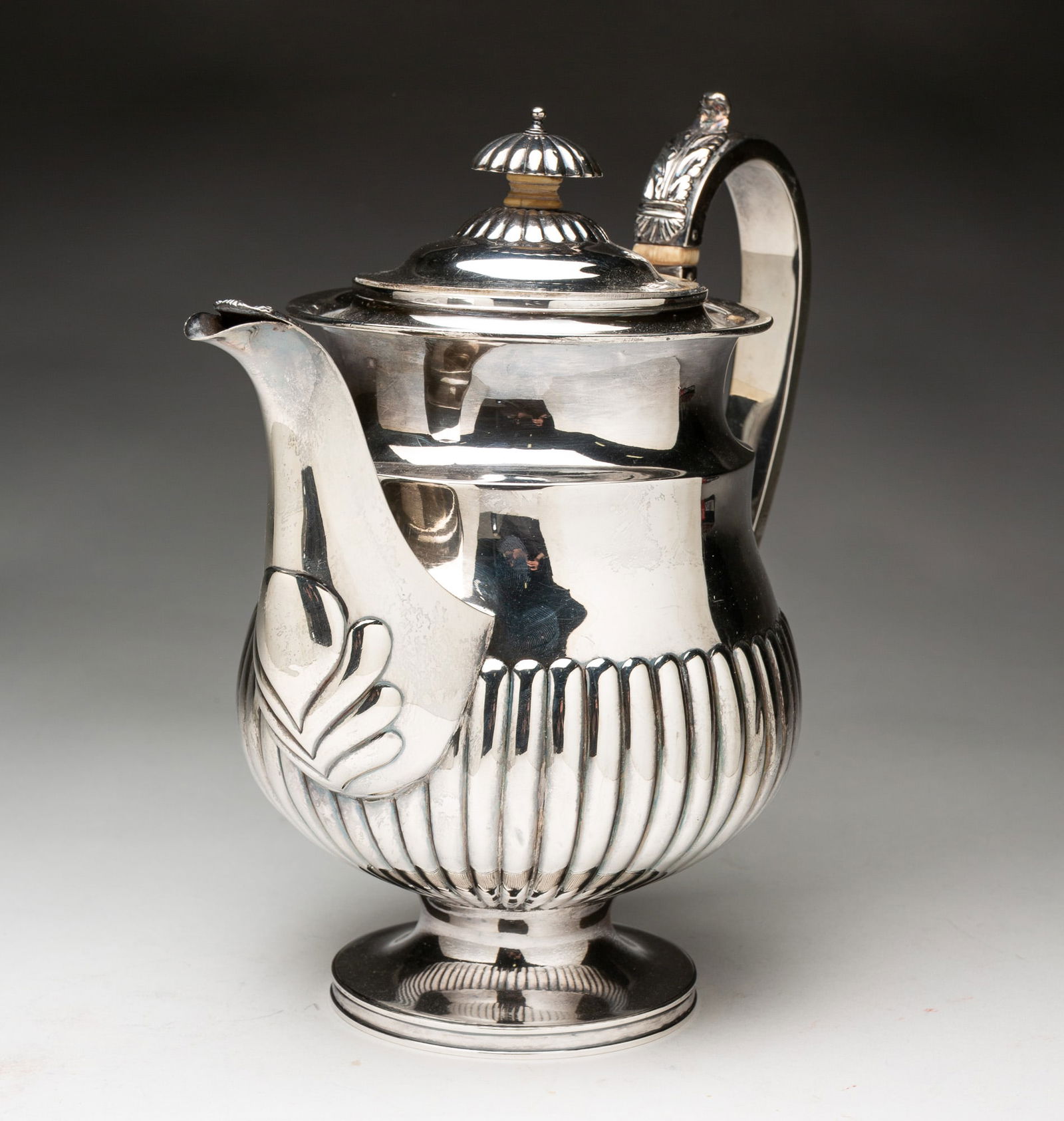 ENGLISH STERLING SILVER COFFEE POT BY WILLIAM BATEMAN I (1774-1850). (1 of 8)