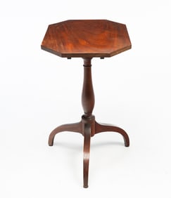 TILT TOP CANDLESTAND.
