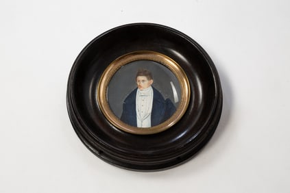 MINIATURE WATERCOLOR PORTRAIT OF A GENTLEMAN SIGNED AND DATED 1832.