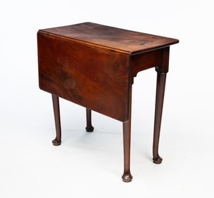 QUEEN ANNE SWING LEG DROP LEAF TABLE.