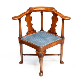 QUEEN ANNE STYLE CORNER CHAIR.