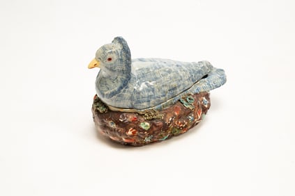 STAFFORDSHIRE PEARLWARE PIGEON TUREEN.