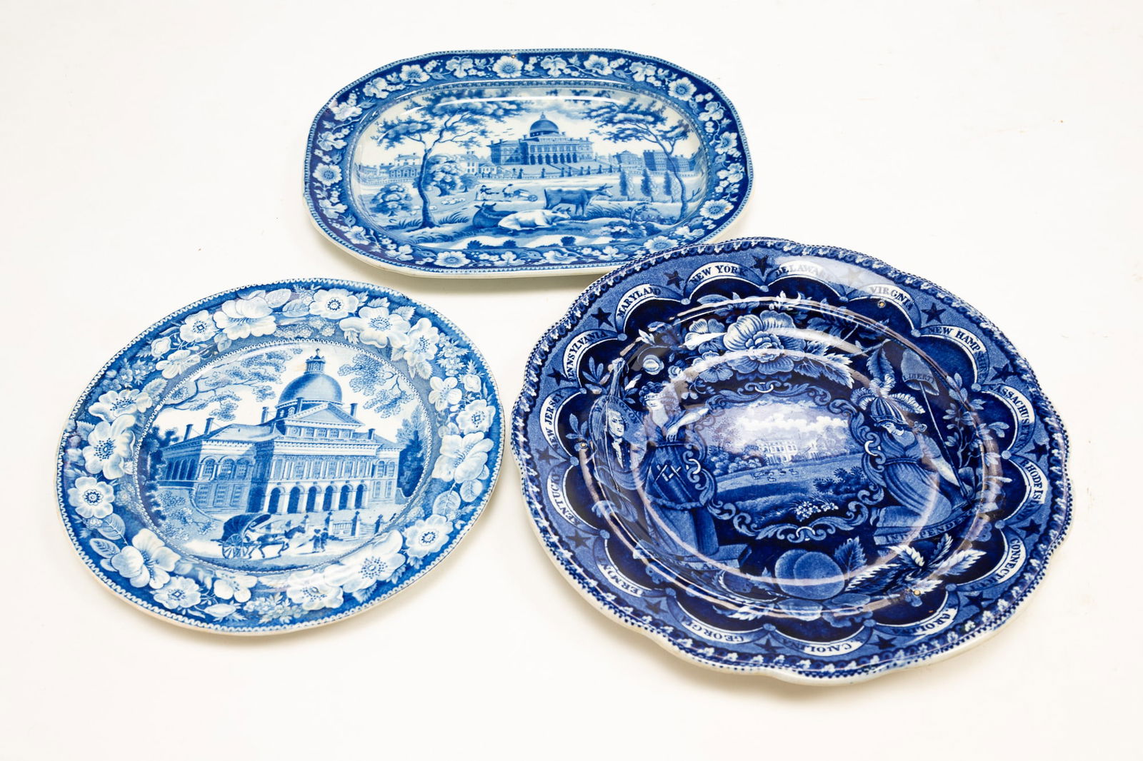 THREE HISTORICAL BLUE PLATES AND PLATTERS. (1 of 4)