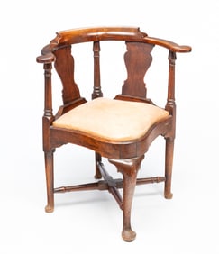 QUEEN ANNE CORNER CHAIR.