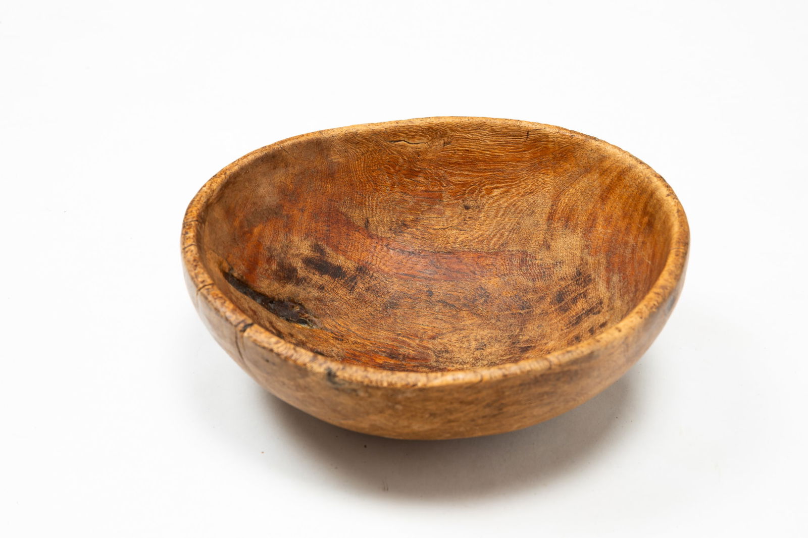 NATIVE AMERICAN CARVED BURL BOWL. (1 of 3)