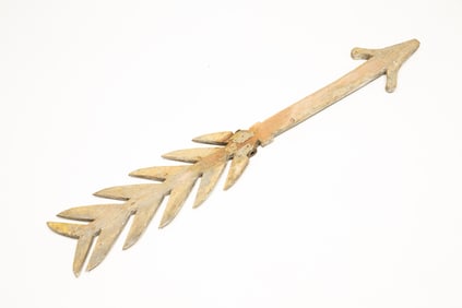 PAINTED WOODEN ARROW WEATHERVANE.
