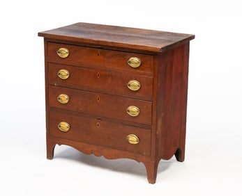 HEPPLEWHITE CHILD'S SIZE CHEST OF DRAWERS.