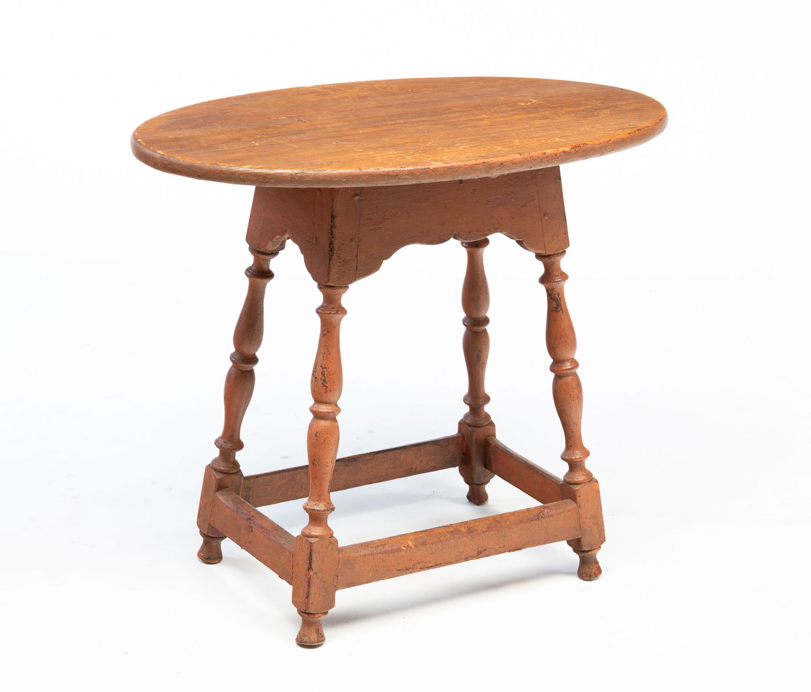 AMERICAN WILLIAM AND MARY SALMON-PAINTED PINE TAVERN TABLE. (1 of 5)