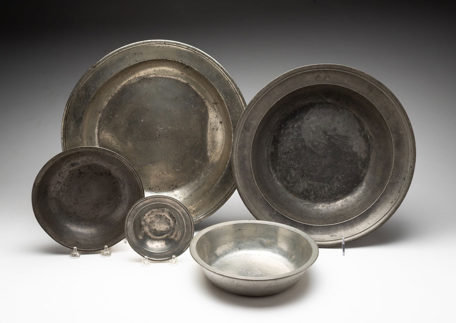 FIVE PEWTER BASINS, INCL. TOWNSEND & COMPTON. (1 of 5)