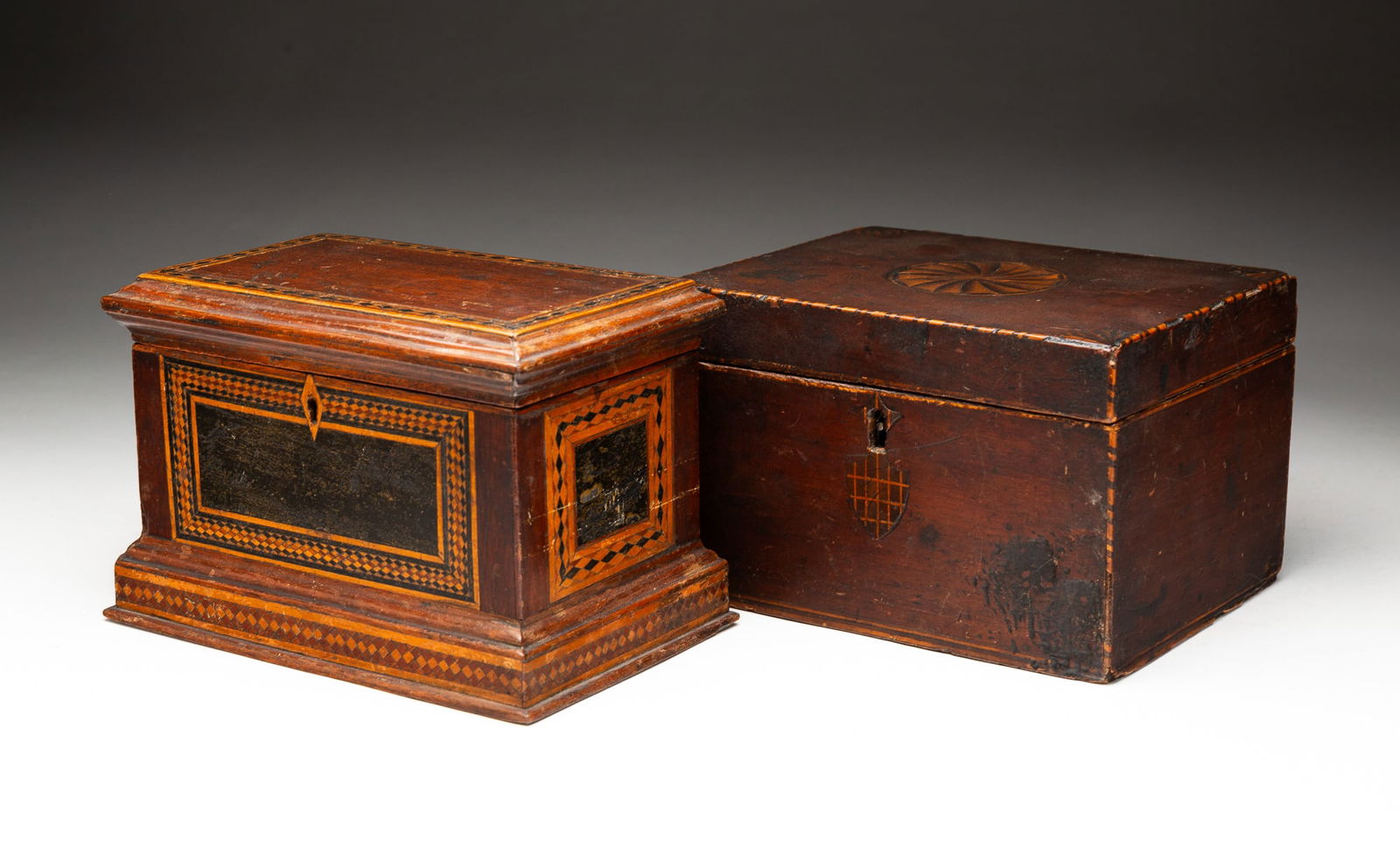 TWO AMERICAN INLAID BOXES, INCL. ONE WITH PAPER-LINED INTERIOR OF STEAMBOAT LIVINGSTON. (1 of 8)