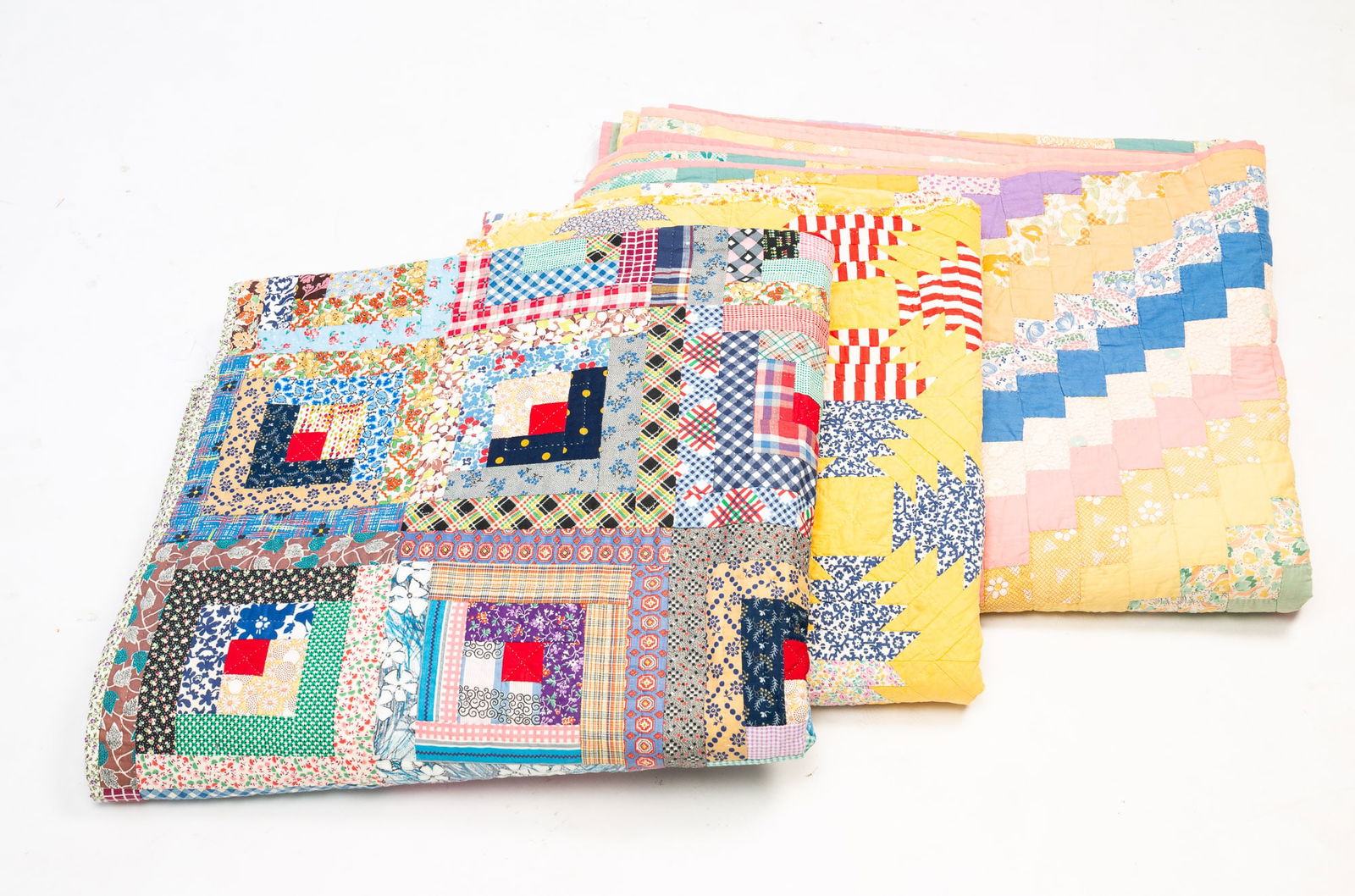 THREE CONTEMPORARY PIECED QUILTS. (1 of 11)