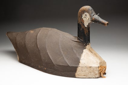 AMERICAN CARVED AND PAINTED WOOD AND CANVAS-OVER-WIRE CANADA GOOSE DECOY.