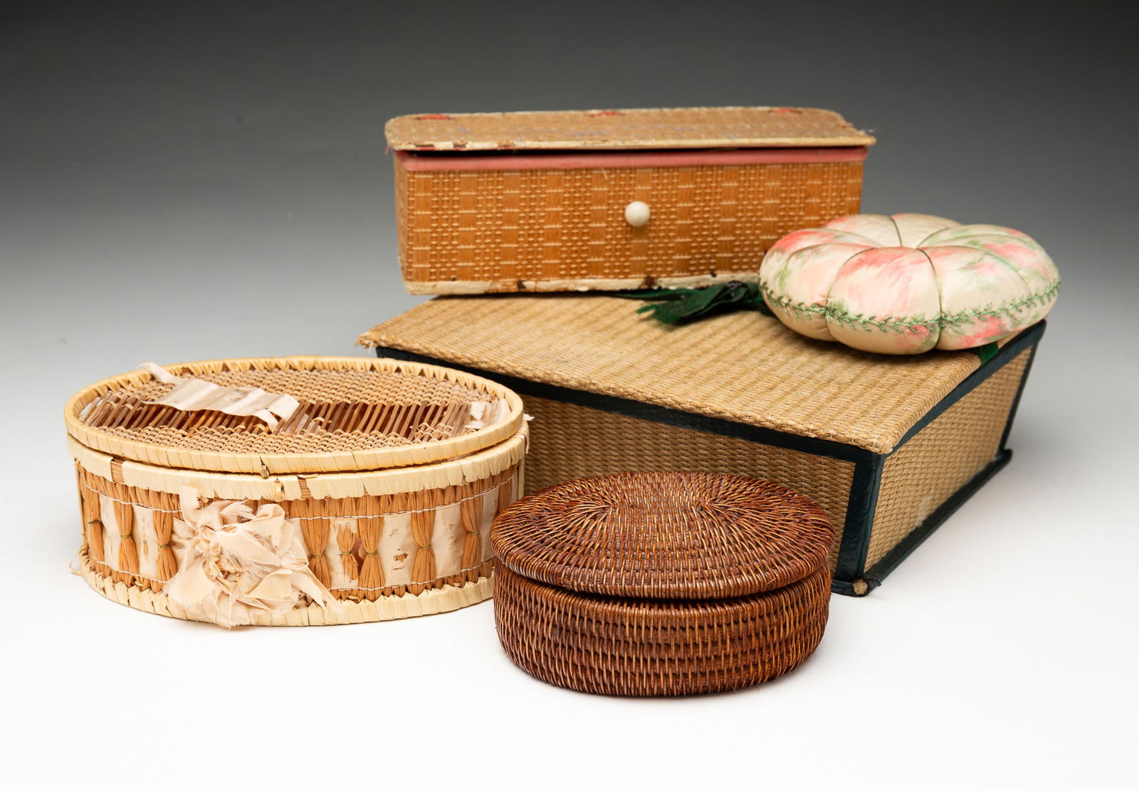 FOUR WOVEN SEWING BOXES, INCLUDING SHAKER POPLARWARE EXAMPLES. (1 of 5)