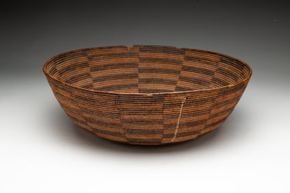 LARGE APACHE WOVEN BASKET BOWL.