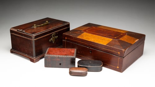 FIVE AMERICAN AND ENGLISH BOXES, INCL. TWO SNUFF BOXES.