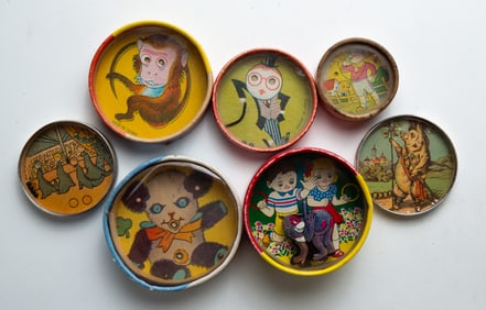 COLLECTION OF SEVEN DEXTERITY OR PATIENCE PUZZLES.