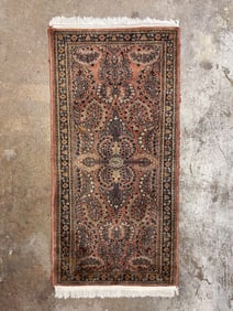SAROUK WOOL AREA RUG.