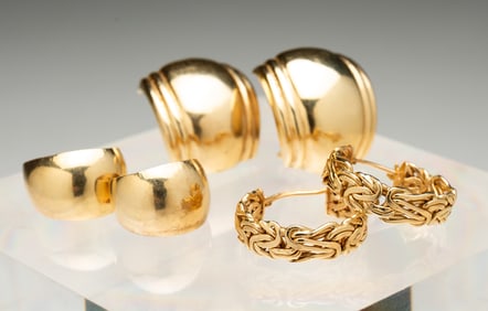 THREE PAIR OF 14K YELLOW GOLD HOOP EARRINGS,