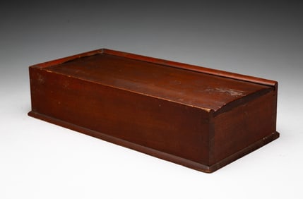 AMERICAN RED-WASHED POPLAR SLIDE-LID SPICE BOX.