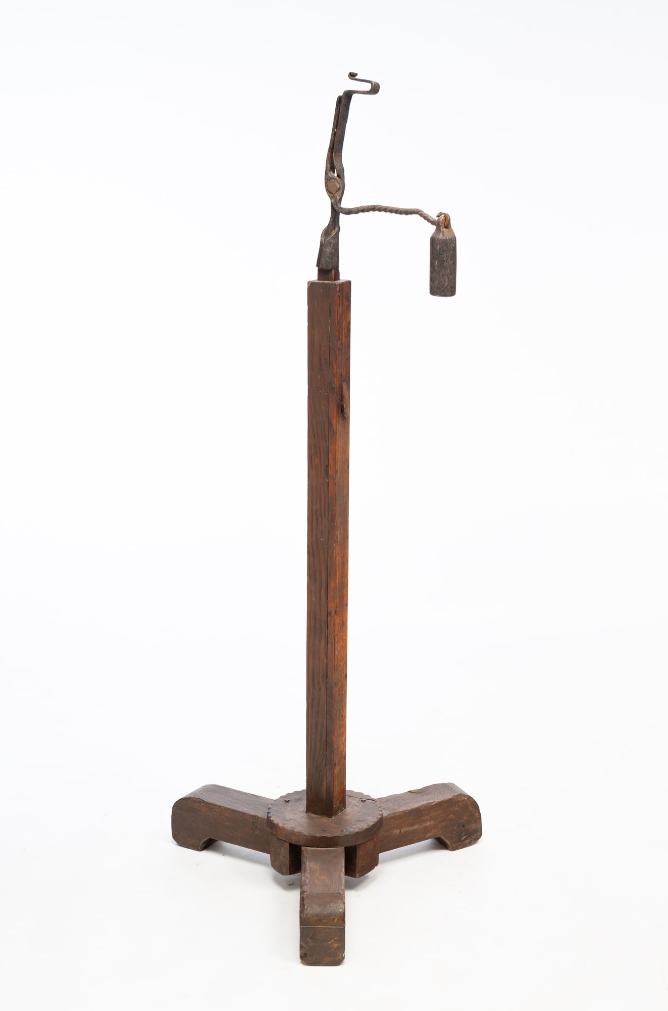 AMERICAN WROUGHT IRON AND CHIP-CARVED ADJUSTABLE FLOOR-STANDING RUSH LIGHT. (1 of 5)