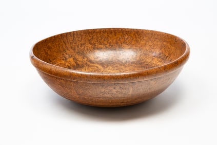 FINE AND LARGE AMERICAN BURLWOOD BOWL.