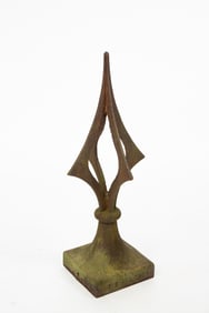 AMERICAN CAST IRON ARCHITECTURAL FINIAL.