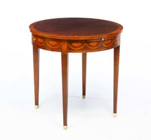 BAKER FEDERAL STYE MAHOGANY AND MARQUETRY SIDE TABLE.