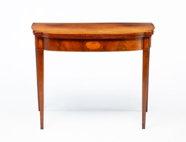 MASSACHUSETTS FEDERAL MAHOGANY AND LINE-INLAID BOWFRONT CARD TABLE.