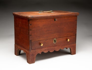 AMERICAN HEPPLEWHITE WALNUT MULE CHEST-FORM SEWING BOX.