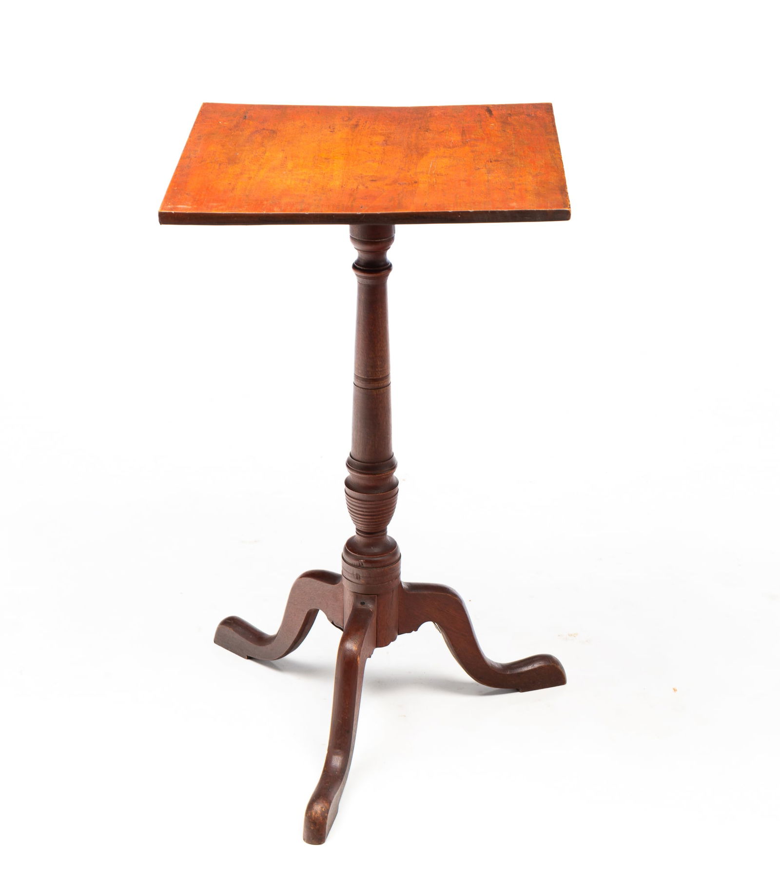 NEW ENGLAND FEDERAL BIRCH CANDLESTAND. (1 of 8)