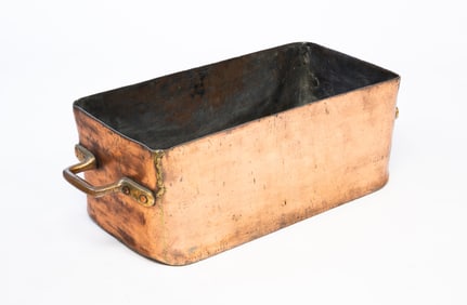 LARGE FRENCH COPPER POT OR DAUBIERE.
