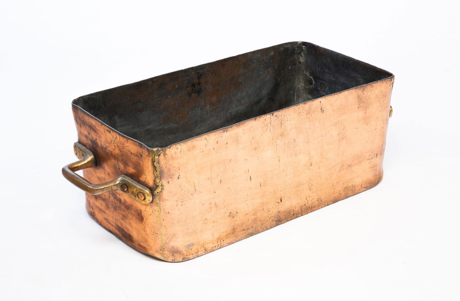 LARGE FRENCH COPPER POT OR DAUBIERE. (1 of 6)