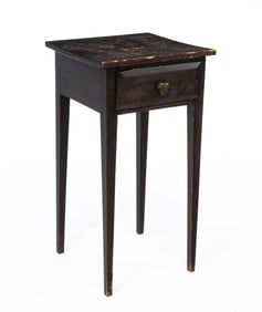 FEDERAL EBONIZED POPLAR ONE-DRAWER STAND.