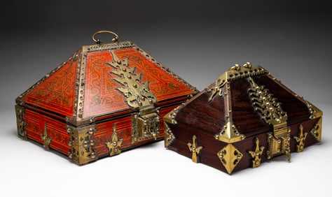 TWO INDIAN PYRAMID FORM BOXES (NETTOR PETTI).
