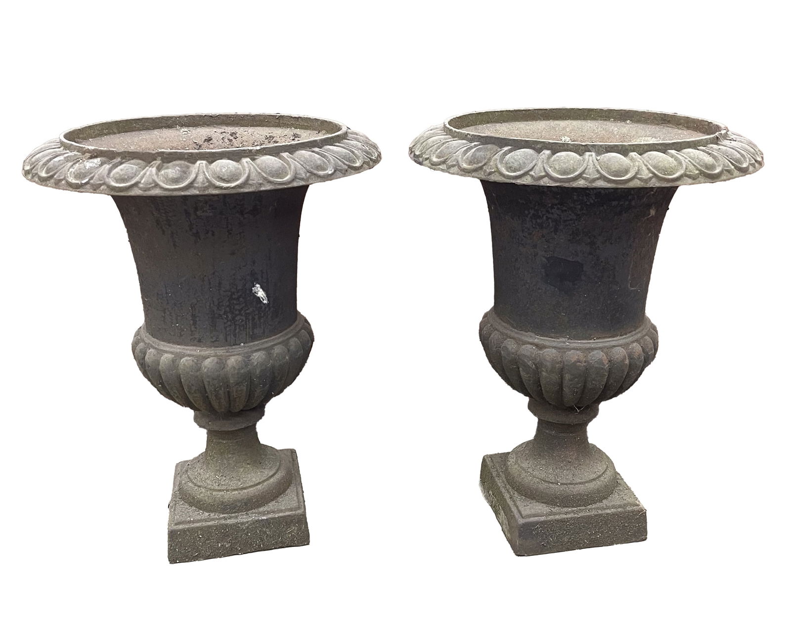 PAIR OF AMERICAN CLASSICAL-STYLE CAST IRON GARDEN URNS. (1 of 3)