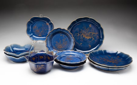 TEN JAPANESE RURI BLUE AND GOLD IMARI PORCELAIN DISHES.