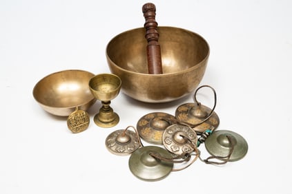 EIGHT TIBETAN CEREMONIAL ITEMS.