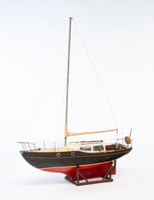 WOOD MODEL SAILBOAT "HANNA D II".