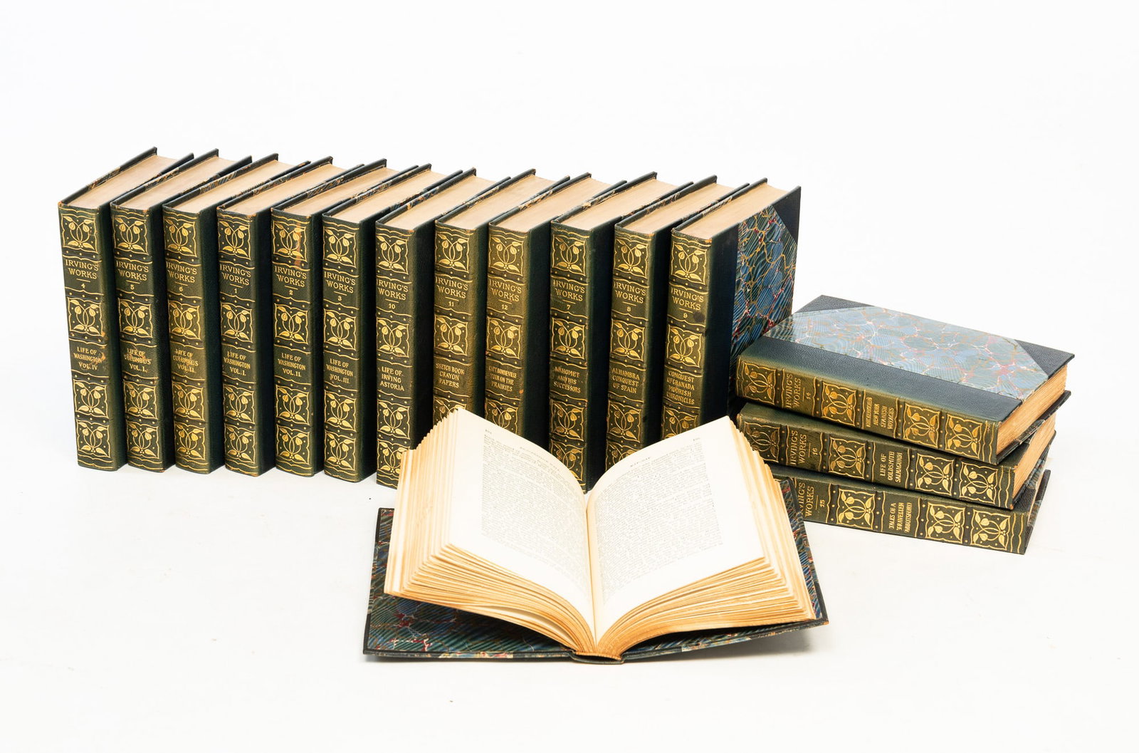 SIXTEEN VOLUMES OF "THE COMPLETE WORKS OF WASHINGTON IRVING.": American (New York), 19th Century. Published by the Society of English and French Literature. With illustrations. Includes volumes 1-16, edition 591/1000. Hardcover, marble endpapers and partial front