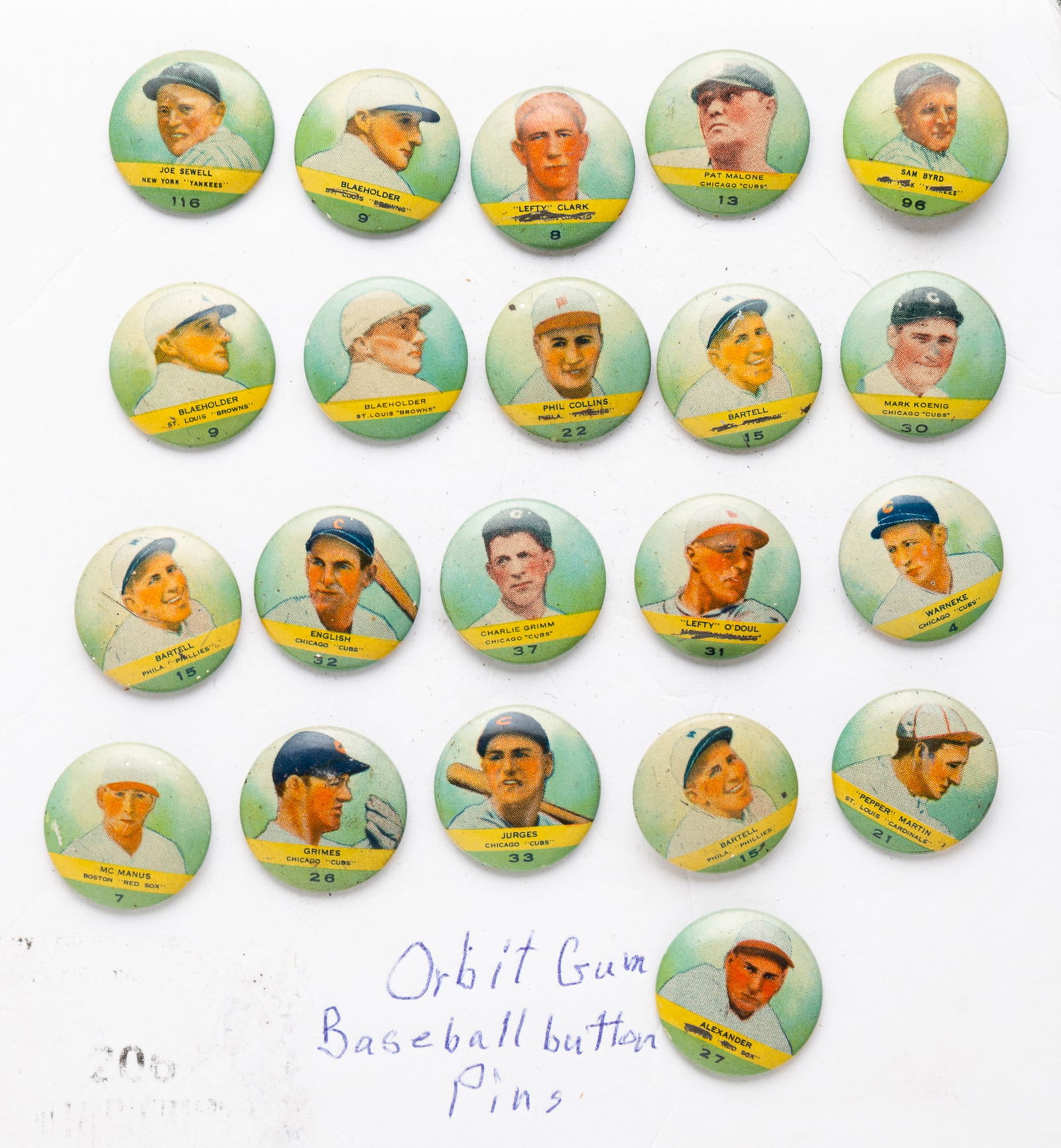 TWENTY-ONE ORBIT GUM LITHOGRAPHED TIN BASEBALL PLAYER PIN-BACK BUTTONS. (1 of 2)