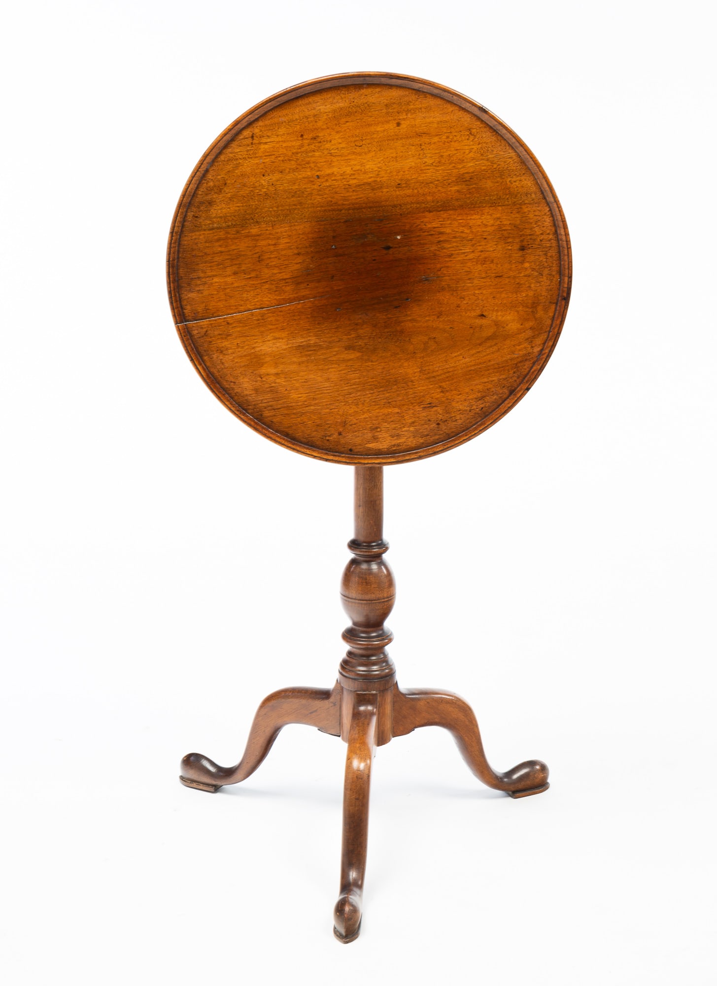 NEW ENGLAND QUEEN ANNE WALNUT BIRDCAGE-ACTION CANDLESTAND. (1 of 4)