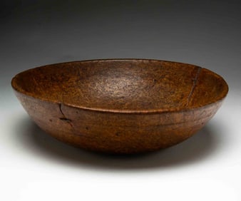 AMERICAN TURNED BURLWOOD BOWL.