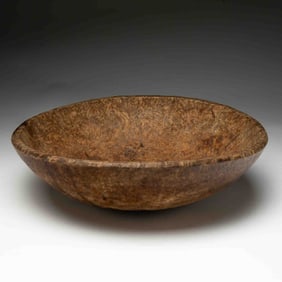 AMERICAN TURNED BURLWOOD BOWL.