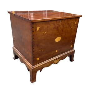 KENTUCKY FEDERAL CHERRY AND SATINWOOD-INLAID SUGAR CHEST.