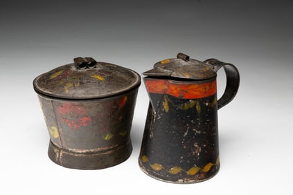 AMERICAN TOLEWARE LIDDED SUGAR AND SYRUP PITCHER.