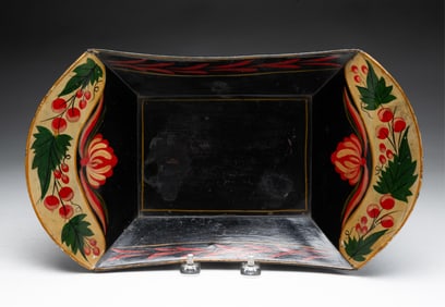 AMERICAN TOLE-PAINTED APPLE TRAY.