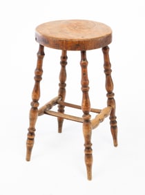 ENGLISH TAVERN WINDSOR STOOL.