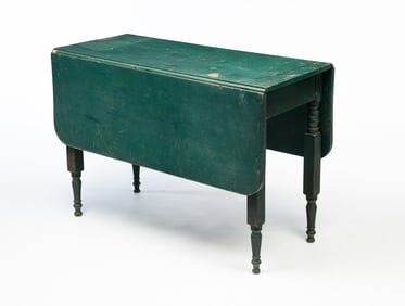 AMERICAN DARK GREEN-PAINTED DROP-LEAF TABLE.