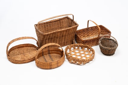 GROUP OF SIX AMERICAN WOVEN BASKETS.