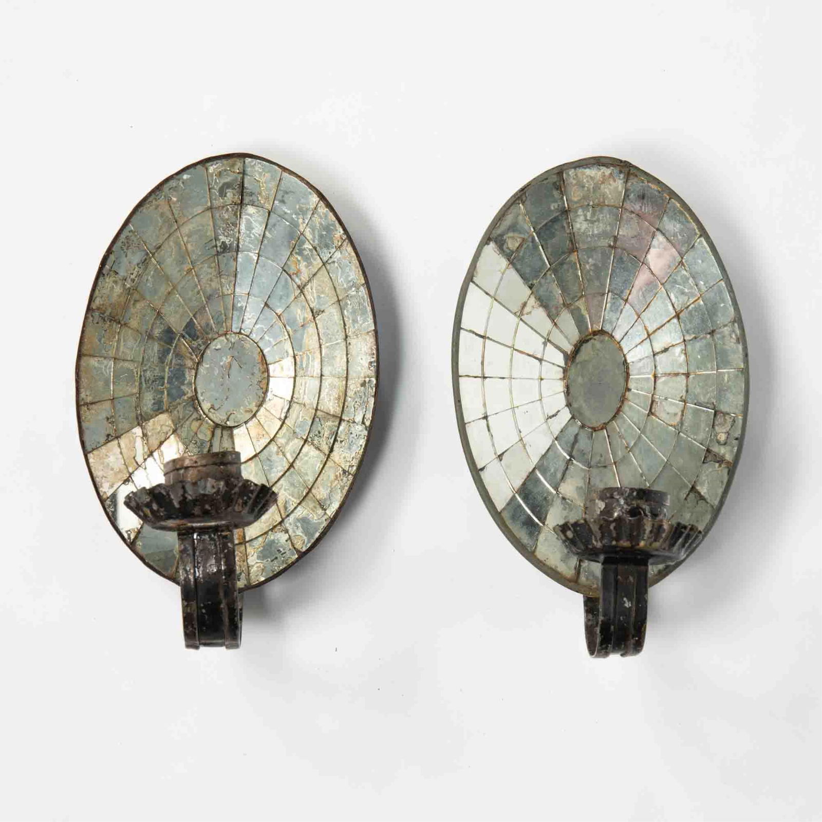 PAIR OF AMERICAN MIRROR-BACKED TIN CANDLE SCONCES. (1 of 2)